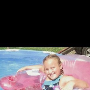 Meet your Posher, Robyn